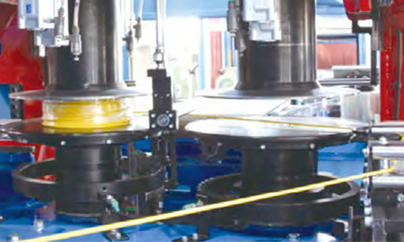 ACP-400H 雙頭自動(dòng)成軸 ( 成盤(pán) )、成圈包裝生產(chǎn)線(xiàn)